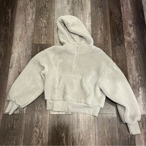 OATMEAL ALO YOGA SHERPA JACKET